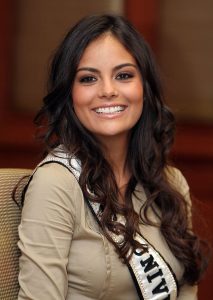 800px-Ximena_Navarrete_-_Miss_Universe_2010
